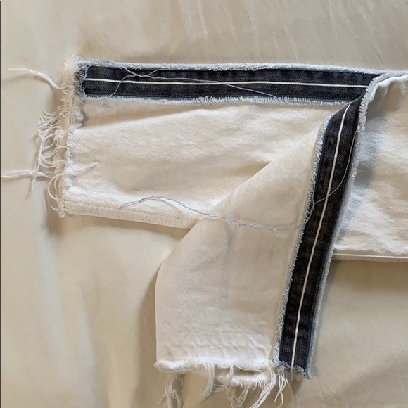 GRLFRND high waisted white jeans - Picture 5 of 5